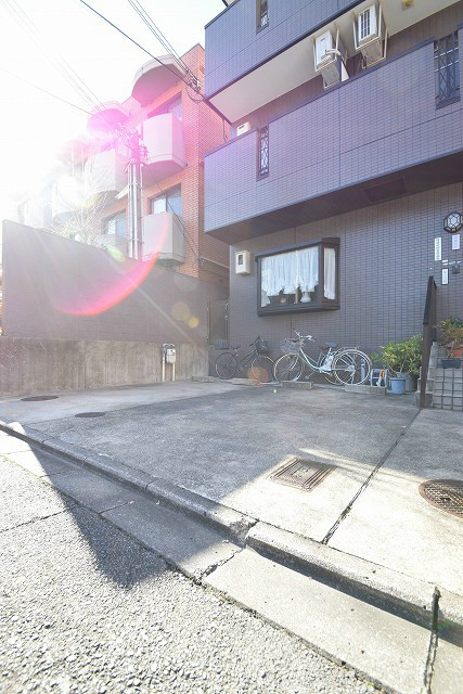 サニーライフゴトウ 駐車場