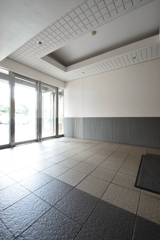 アクシルコート堀川今出川 ロビー