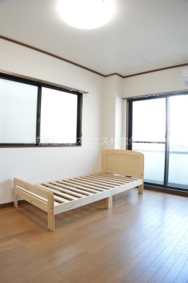 かもハウス ベッドルーム