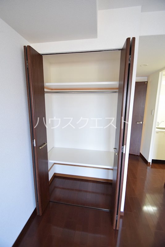 アスヴェル京都御所前Ⅱ 収納