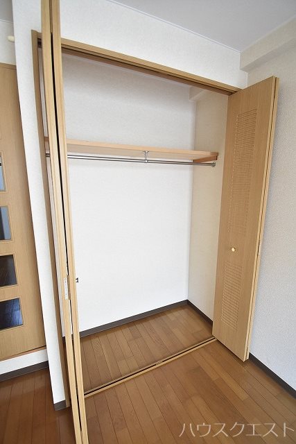二条ＣＵＢＥ 収納