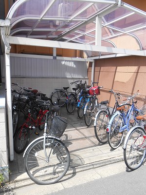 第11長栄シャトー泉 駐車場