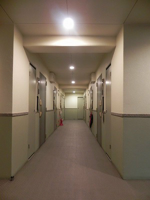 プレサンス京大東 ロビー