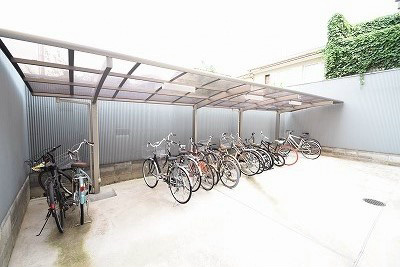 フェルミ堀川 その他