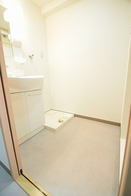 フェルミ堀川 その他