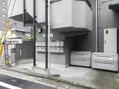 北西館　 エントランス