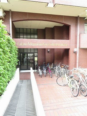 ライオンズマンション京都烏丸 エントランス