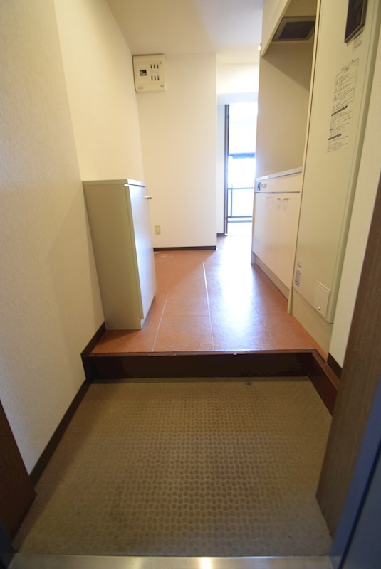 アクティ堀川 玄関