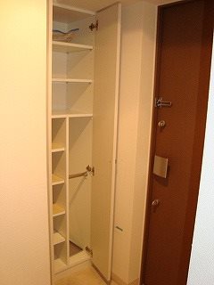 エステムコート京都駅前KOTO 収納