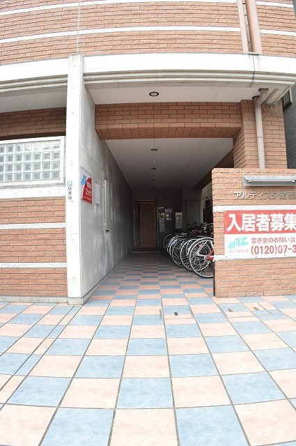 アルティスタ蛸薬師 エントランス