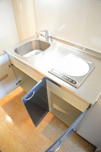 アルティスタ蛸薬師 キッチン