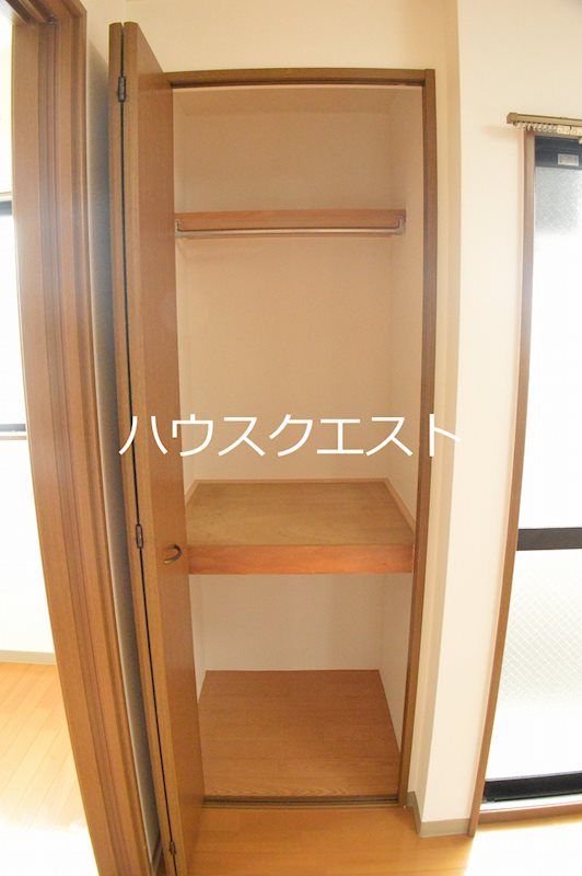 グロリアス杉本 収納
