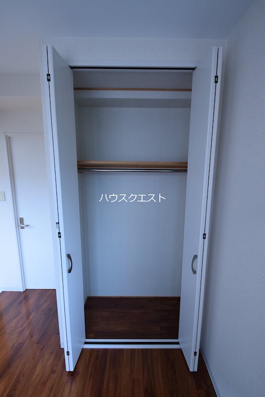 アクエルド御所北 収納