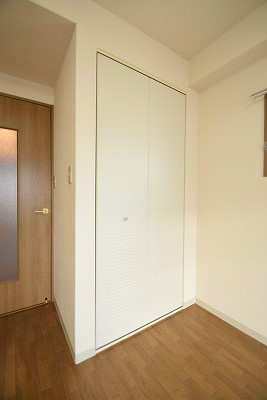 アティ今出川 収納