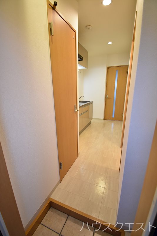 シェルフェリス 玄関