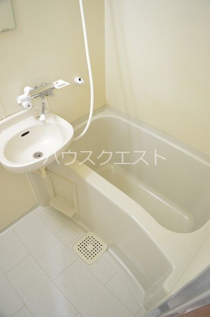 アヴニールK 洗面所