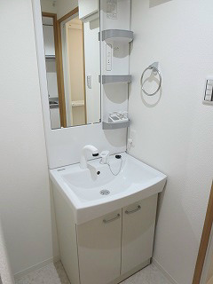 フラッティ上七軒 洗面所
