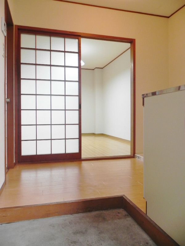 ハイム蓮月 玄関