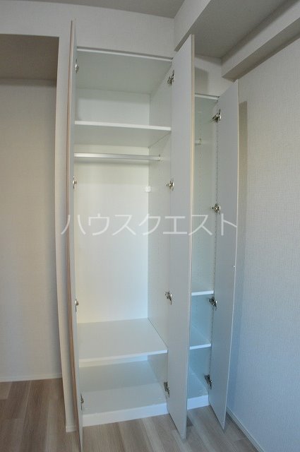 ソルレヴェンテ堀川高辻 収納