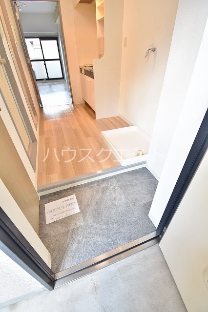富士ラビット七条館 玄関