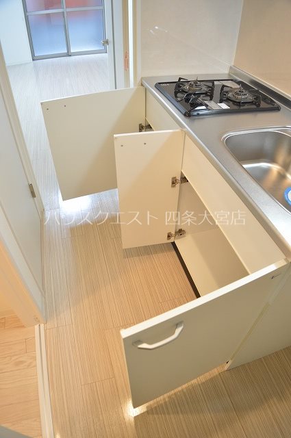 アークリード西院 キッチン