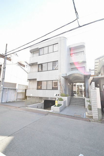 ラ・サール御所 外観