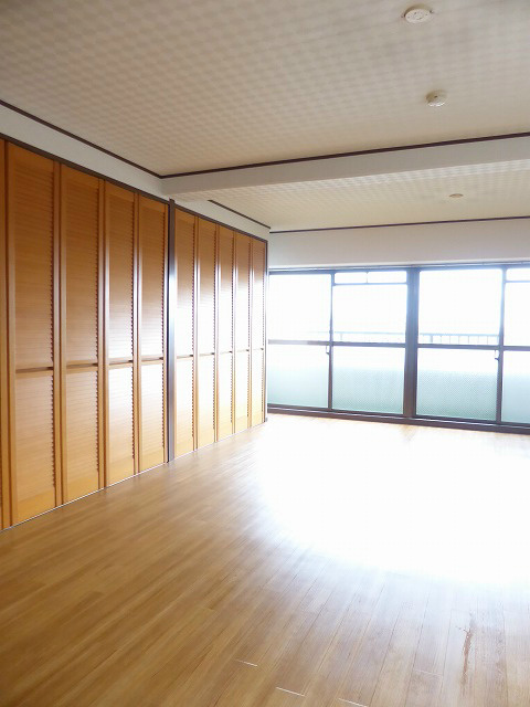 ルネ河原町 リビング