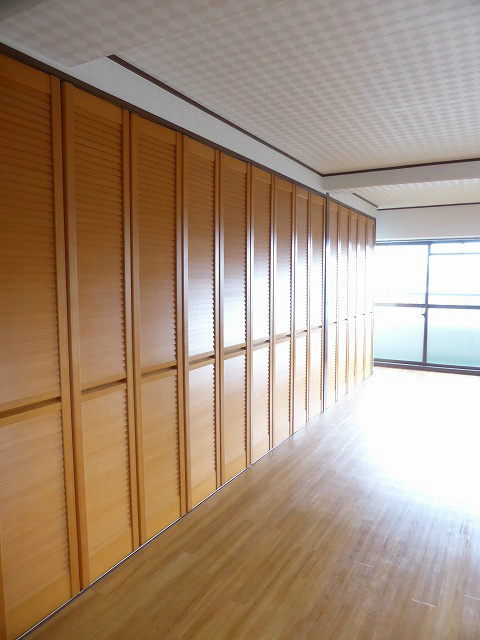 ルネ河原町 リビング