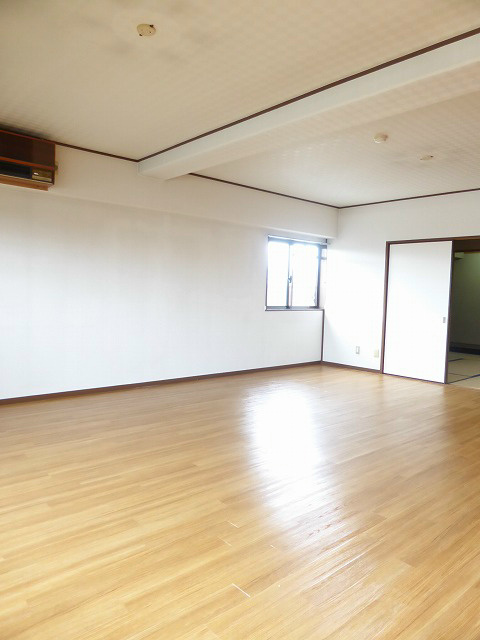 ルネ河原町 リビング