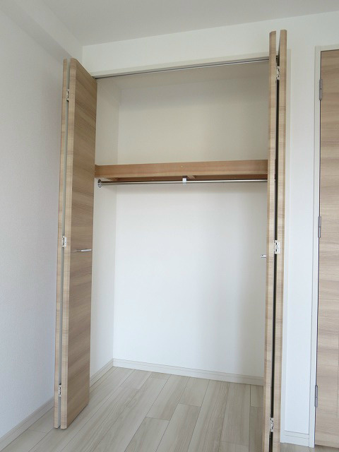 ルーエ五条堀川 収納