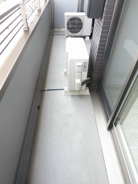 ルーエ五条堀川 ベランダ