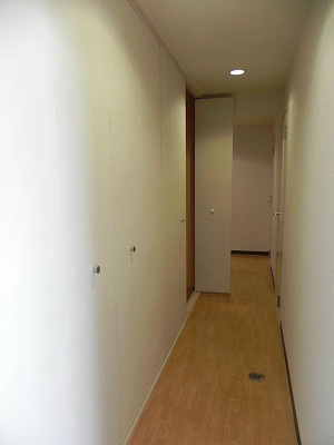 聖護院谷口マンション 廊下