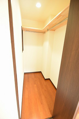 コンツェルト御所東 収納
