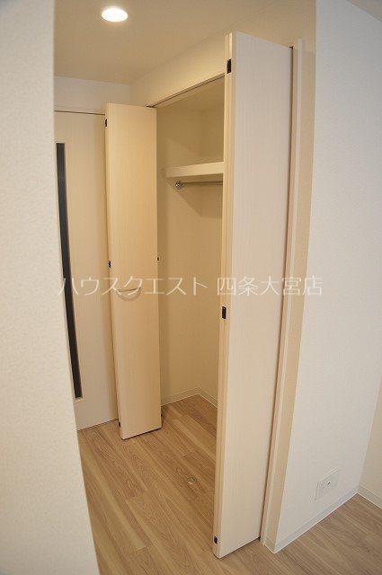 プレサンス京都洛南 収納
