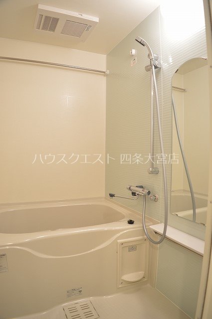プレサンス京都洛南 風呂画像