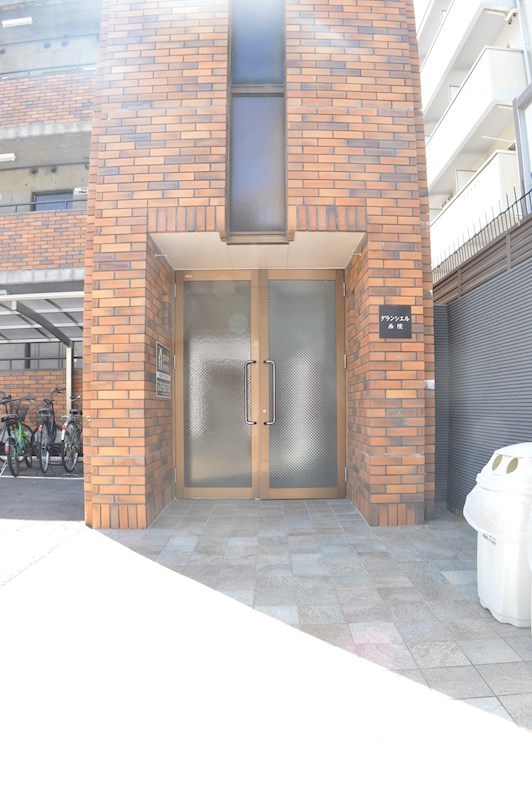 グランシエル西院 エントランス