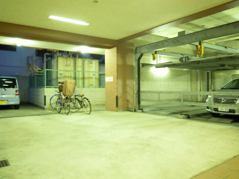 デリード四条壬生 駐車場