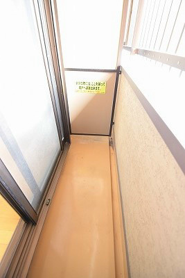 フラッティ一条智恵光院 ベランダ