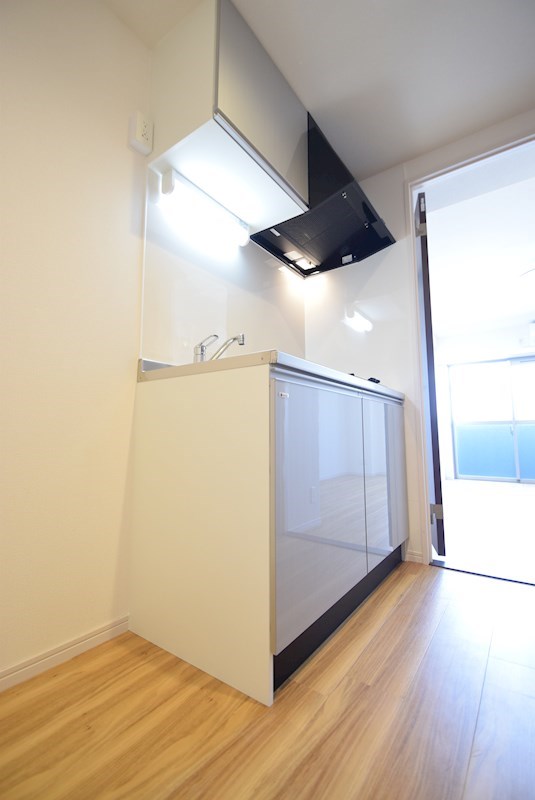 プラムズ天神（フラッティ一条天神） キッチン