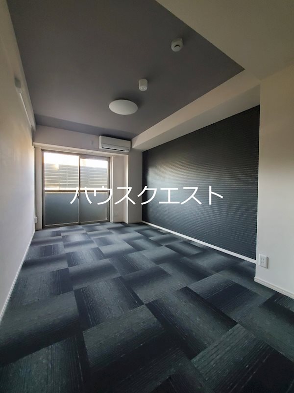 フラッティ京都十条 リビング