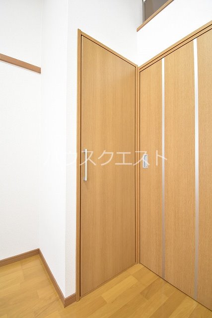 ロフティ西院 収納