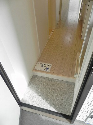 アークリード京大北 玄関