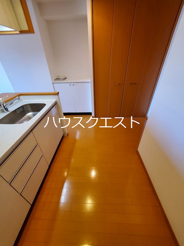 クリスタルグランツ西大路三条 その他