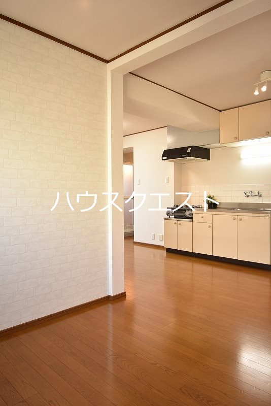 グランタック東山二条 リビング