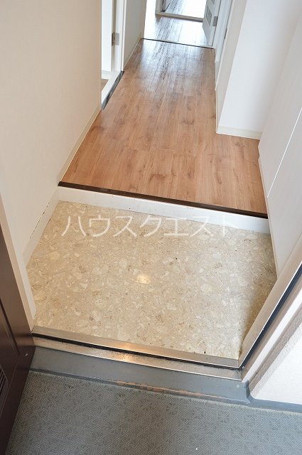 第43長栄大晋メゾネ西院ノ森 玄関