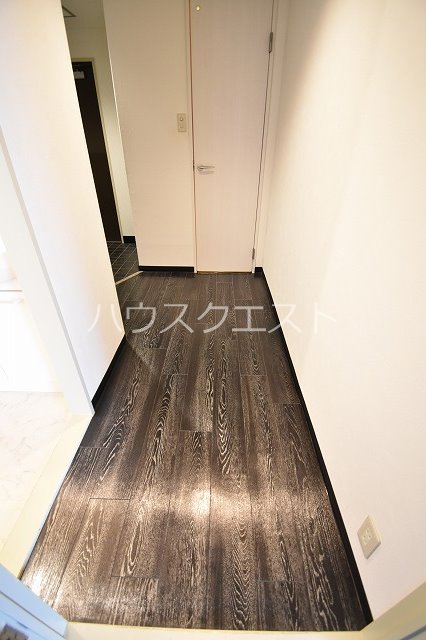 インペリアル五条 玄関