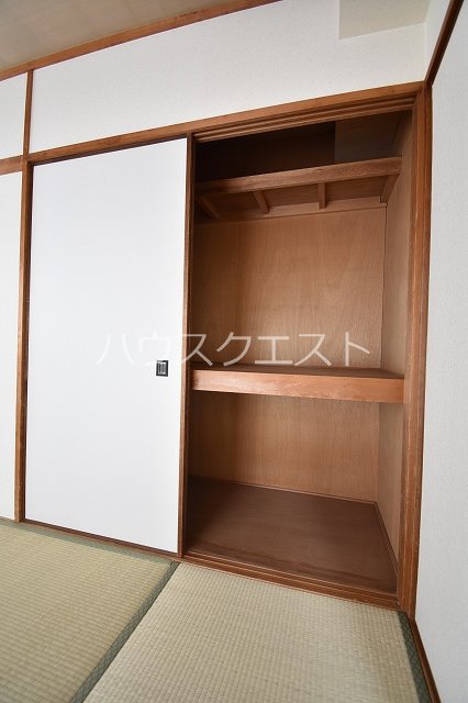 インペリアル五条 収納
