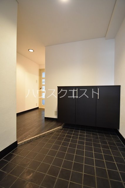 インペリアル五条 玄関