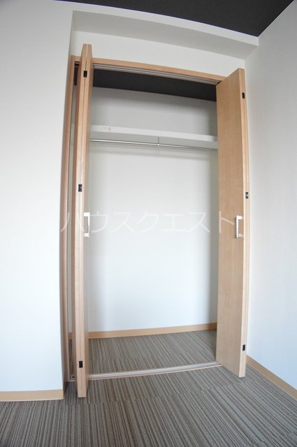 クレアーレ五条大宮 収納