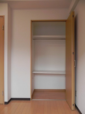 グランドパレス吉田近衛 収納